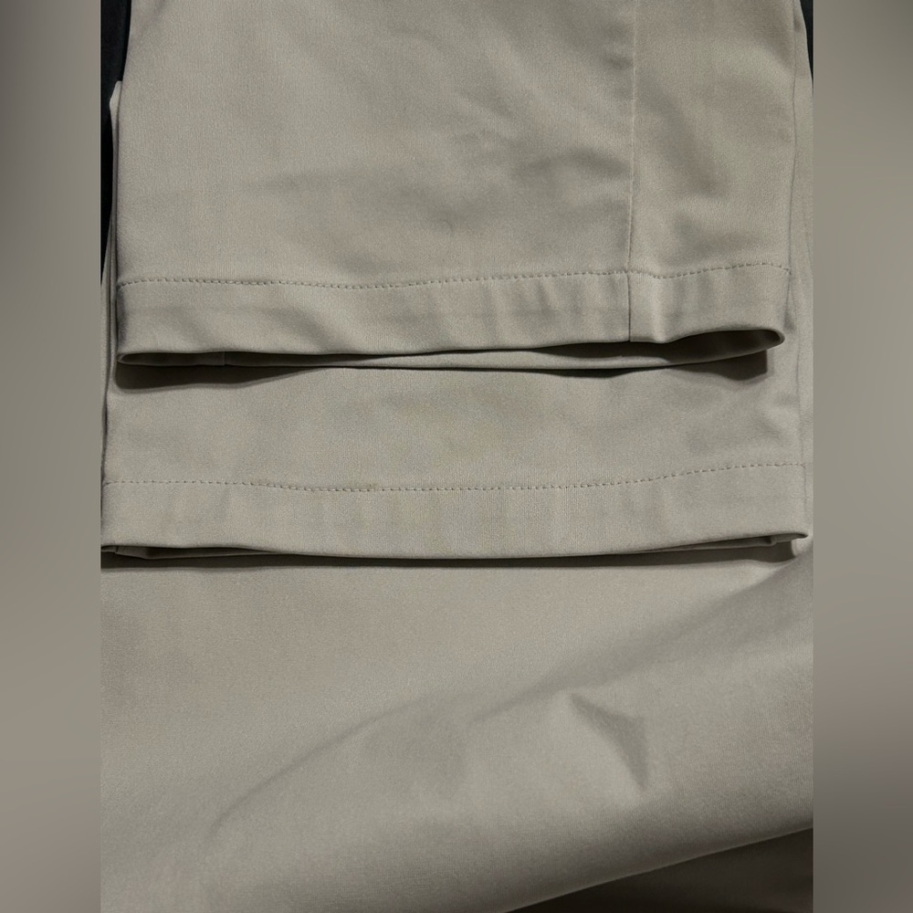RHONE Commuter Slim Pant Versatile Corpcore Golf Athleisure Men size 40x32 Cream - Picture 8 of 14